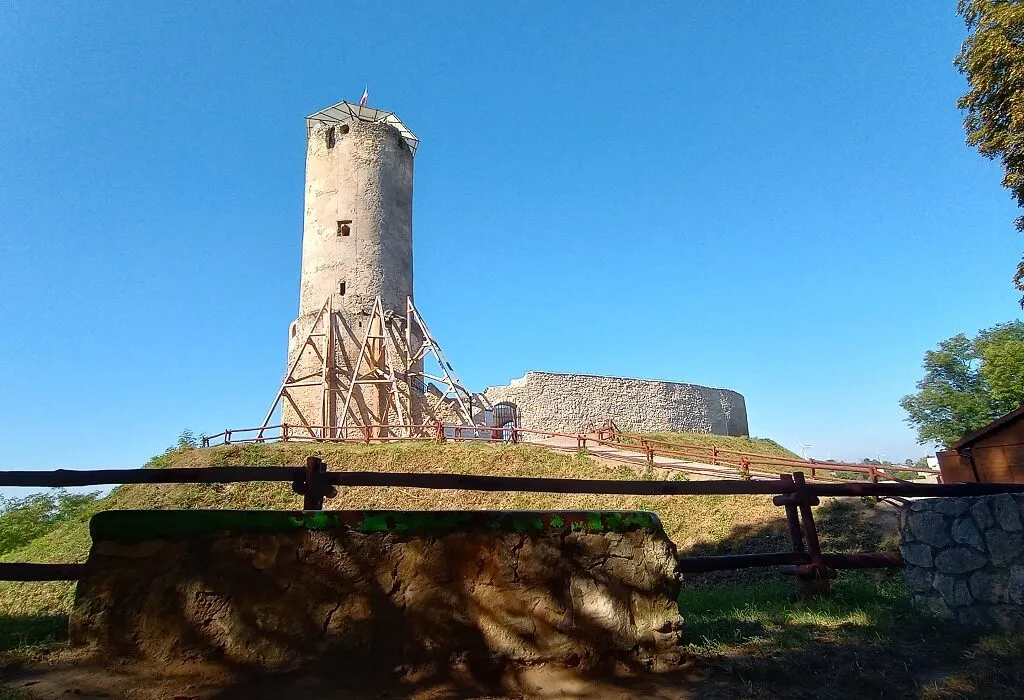 Zdjęcie Zamek w Iłży: historia, tajemnice i atrakcje, które musisz poznać