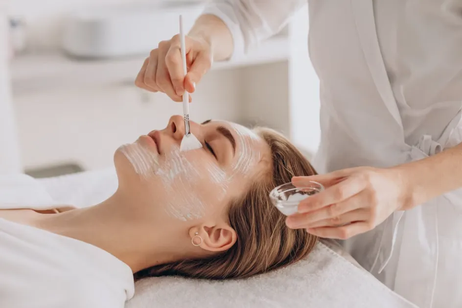Zdjęcie Peeling kawitacyjny na czym polega i jakie daje efekty dla skóry