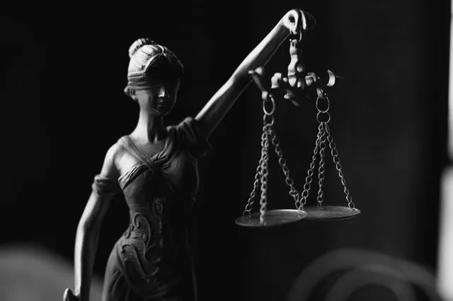 Zdjęcie Gdzie w Radomiu można uzyskać darmowe porady prawne? Analiza