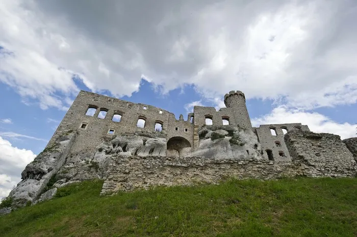 Zdjęcie Zamek w Ogrodzieńcu - tajemnice, historia i atrakcje, których nie znasz