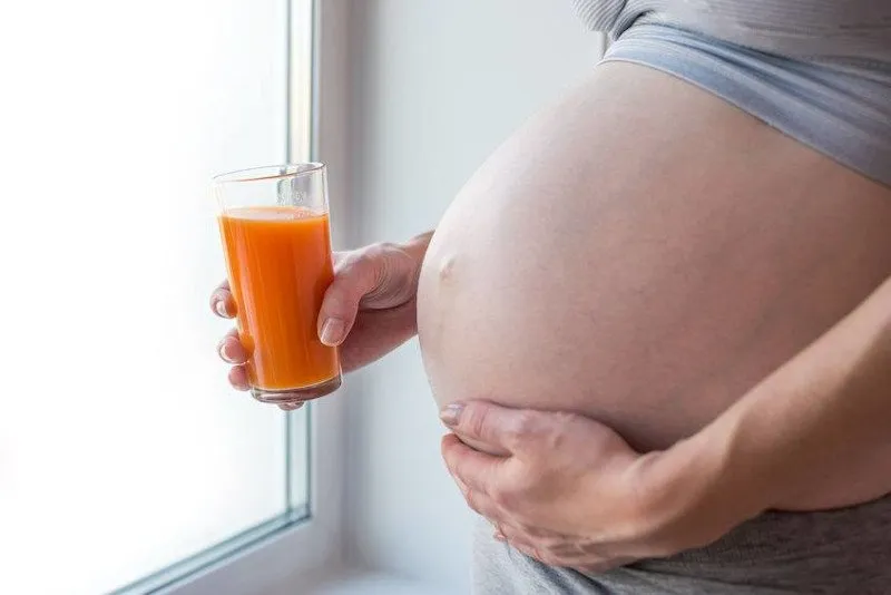 Zdjęcie Skuteczny przepis na koktajl położnej - przyspiesz poród naturalnie