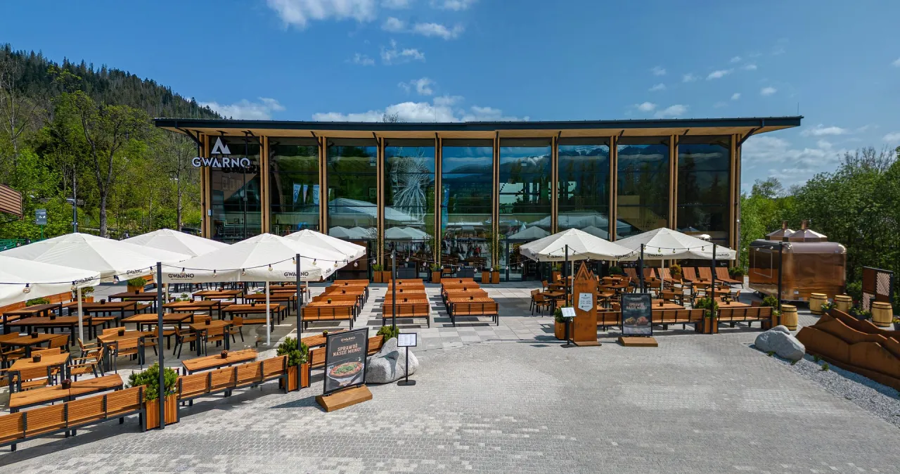 Zdjęcie Gdzie zjeść na Gubałówce? Odkryj najlepsze restauracje z widokiem