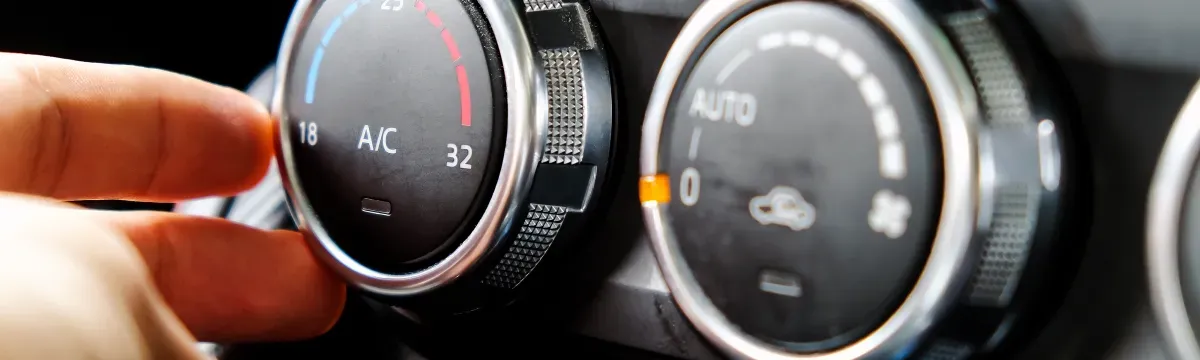 Zdjęcie Jak włączyć klimatyzację w Toyota Yaris i cieszyć się komfortem w upały