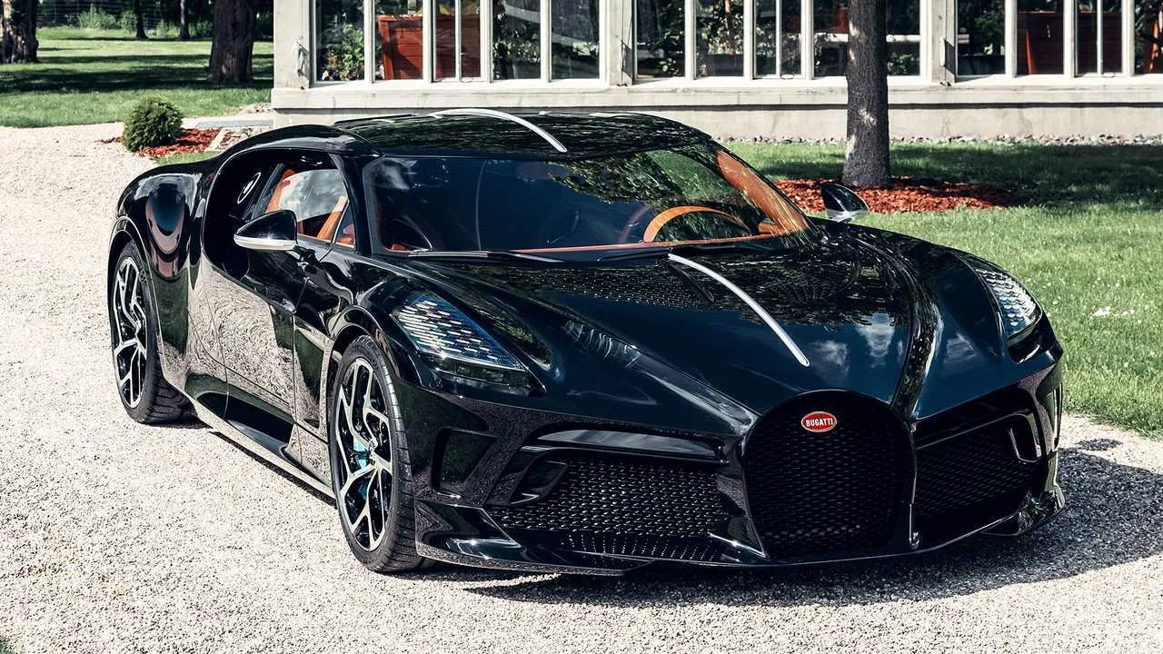 Zdjęcie Bugatti La Voiture Noire – ile ma koni i co ją wyróżnia?
