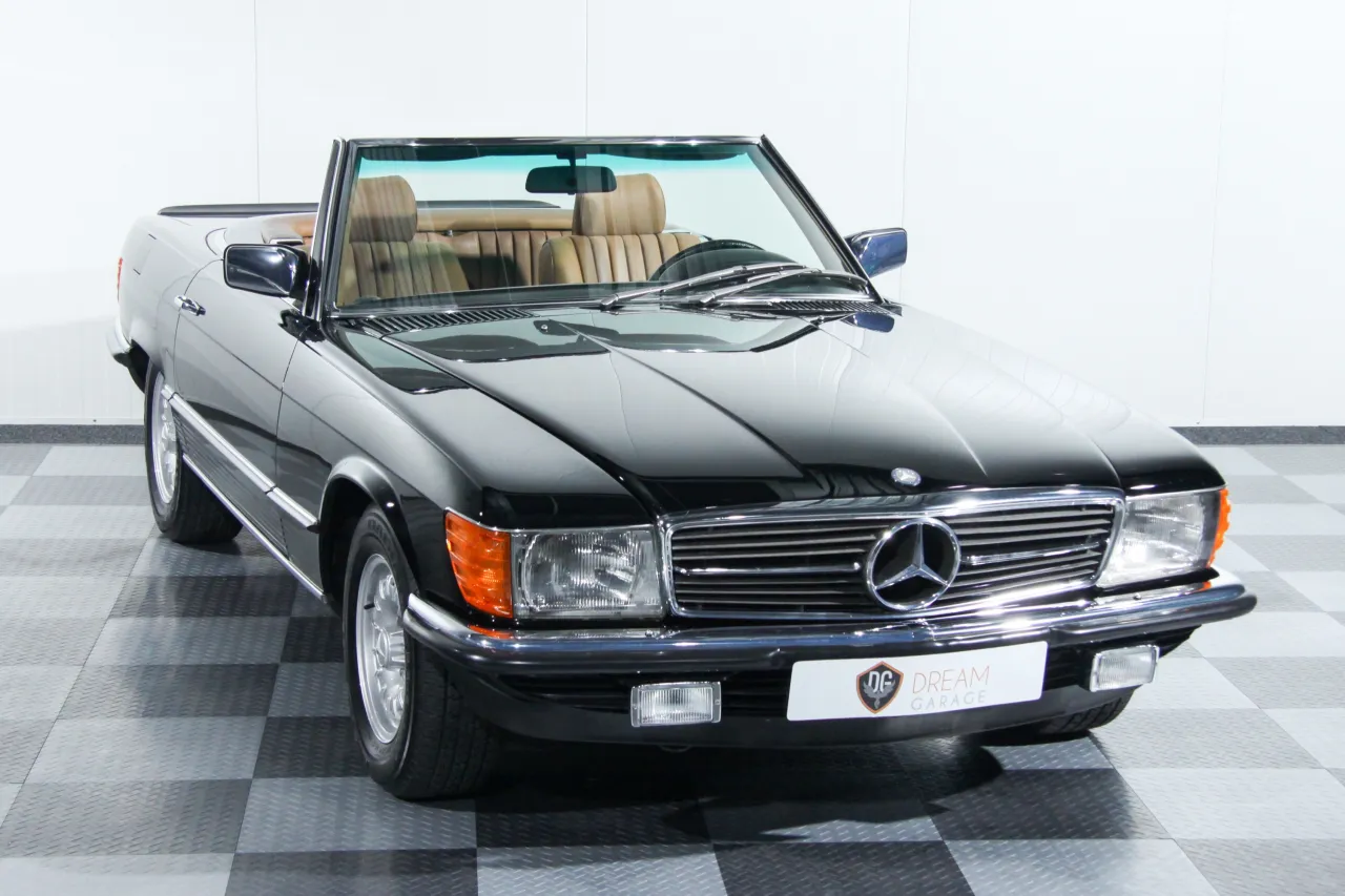 Zdjęcie Mercedes-Benz SL 500: wszystko, co musisz wiedzieć przed zakupem