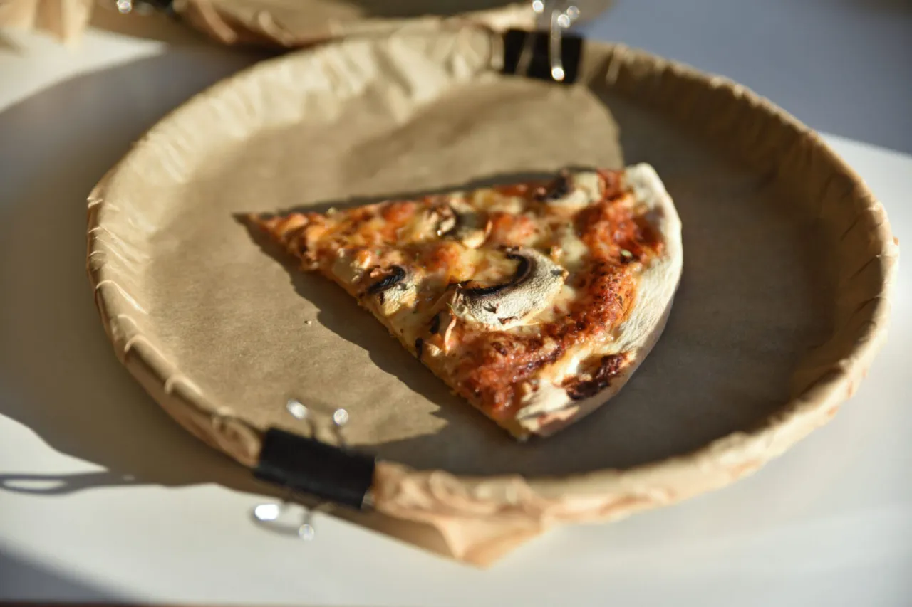 Zdjęcie Dokładna kaloryczność kawałka pizzy - wartości dla wszystkich rodzajów