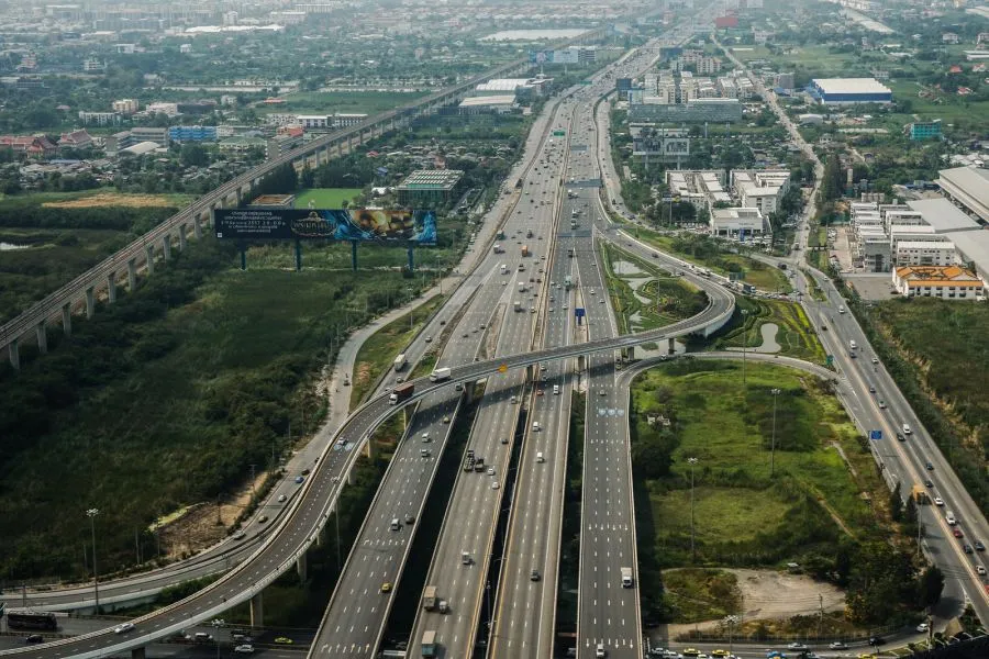Zdjęcie Jak dojechać z lotniska Bangkok Don Muang do centrum bez stresu