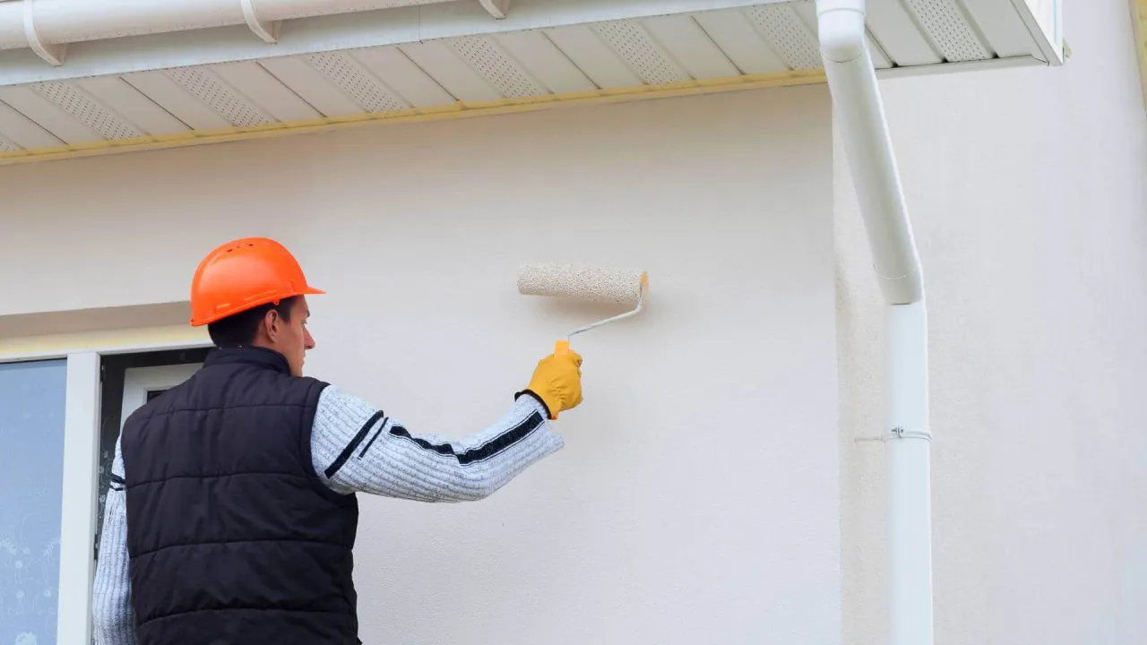 Zdjęcie Ile kosztuje metr malowania elewacji? Sprawdź, co wpływa na ceny