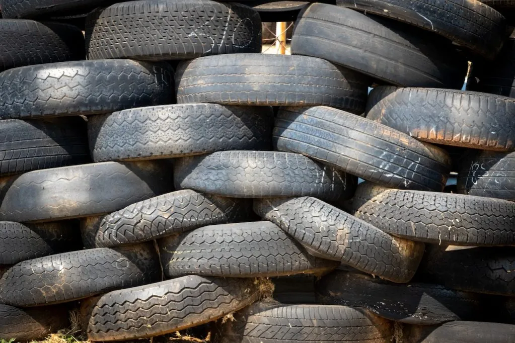 Zdjęcie Recykling opon biznes: jak zyskać na przetwarzaniu opon?