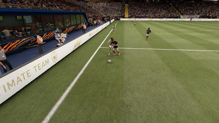 Zdjęcie Jak bronić karne w FIFA 22: skuteczne techniki obrony dla graczy
