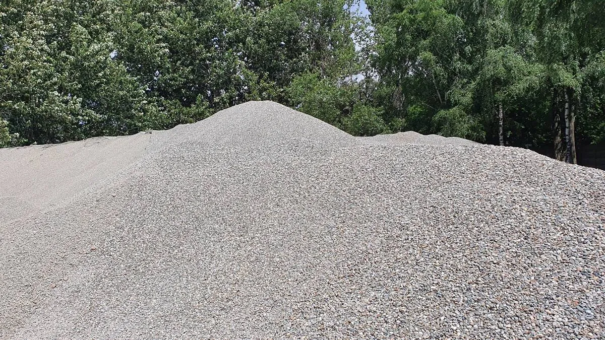 Zdjęcie Ile waży m3 żwiru 2-8 mm? Zaskakujące fakty i różnice w wadze