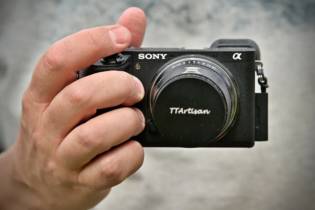 Zdjęcie Najlepsze obiektywy do Sony a6500, które poprawią Twoje zdjęcia