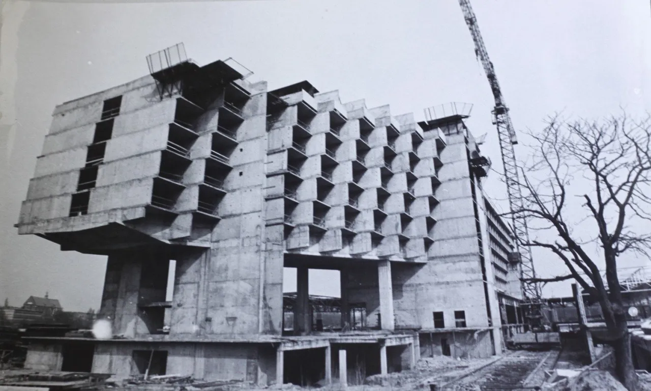 Zdjęcie Hotel Forum w Krakowie - Dlaczego został zamknięty i co dalej?