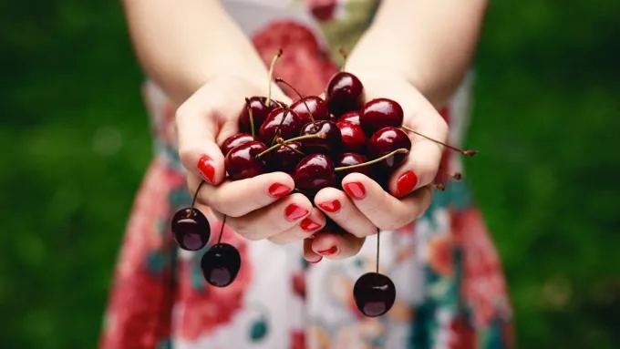 Zdjęcie Czy czereśnie tuczą? Prawda o kaloriach i ich wpływie na dietę