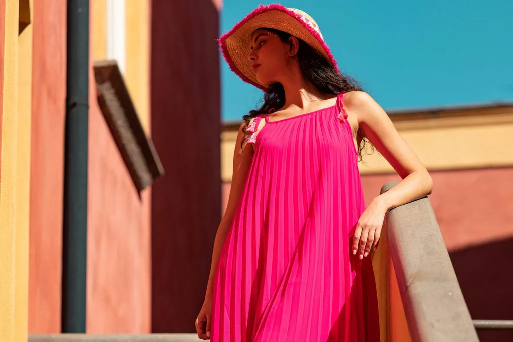 Zdjęcie Con que color combinar un vestido fucsia para un look espectacular