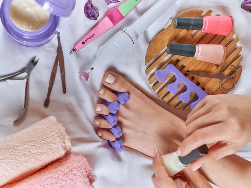Zdjęcie Jakie akcesoria przydają się do robienia manicure w domu?