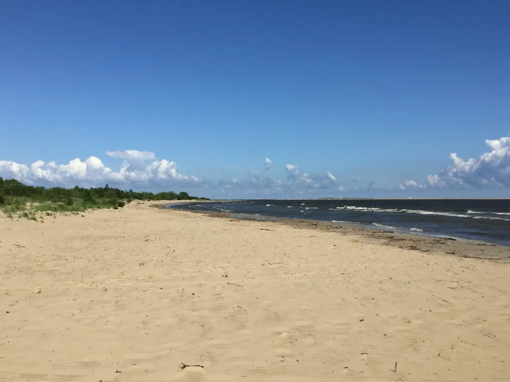 Zdjęcie Ile do morza z Mikoszewa? Odkryj bliskość plaży i atrakcje