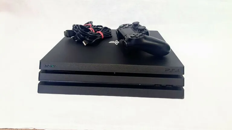 Zdjęcie Ile lombard zapłaci za PS4? Realne ceny i jak podbić wycenę