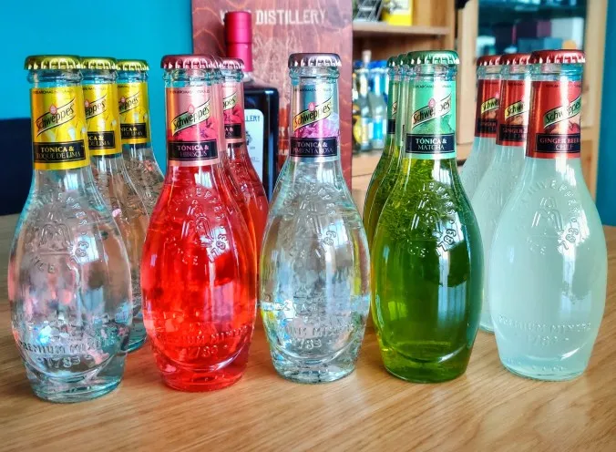 Zdjęcie Tonik napój: odkryj jego smak, składniki i zastosowanie w drinkach