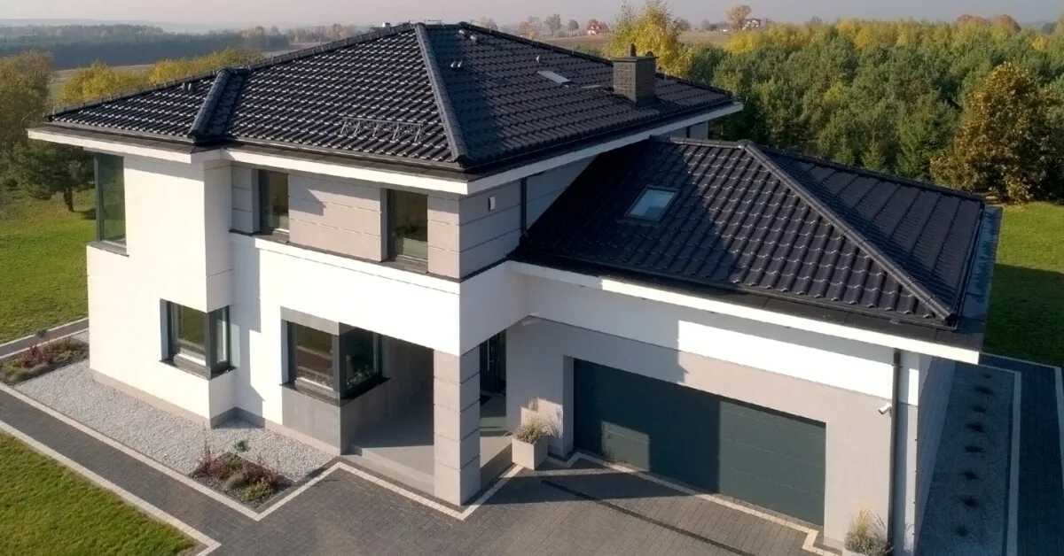 Zdjęcie Ile sztuk dachówki na m2? Sprawdź, jak uniknąć zbędnych kosztów