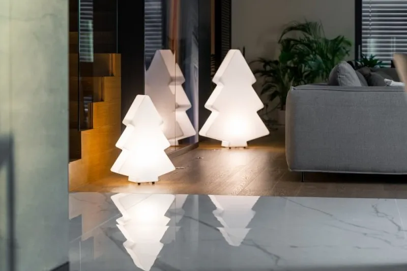 Zdjęcie Jak ubrać schody na święta: kreatywne pomysły na dekoracje