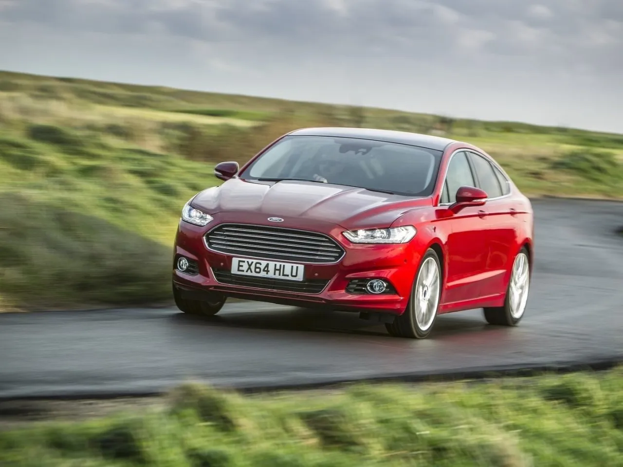 Zdjęcie Ford Mondeo MK5 - który silnik benzynowy zapewni najlepsze osiągi?