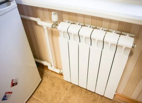 Zdjęcie Czy lodówka może stać koło grzejnika? Sprawdź ryzyko i skutki