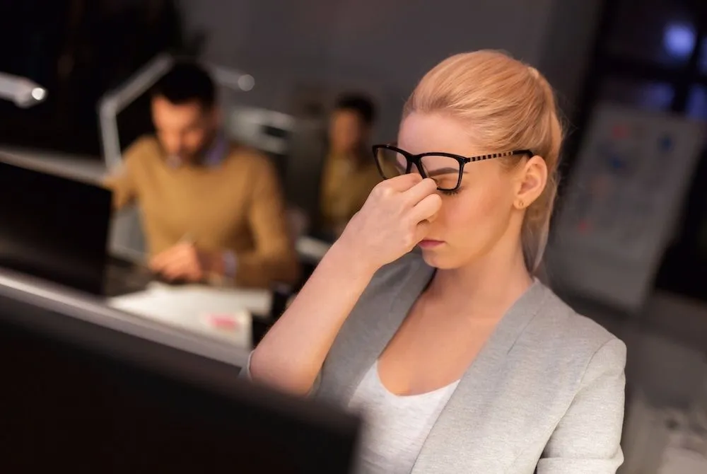Zdjęcie Jaka odległość od monitora? Odpowiednia odległość dla zdrowia oczu