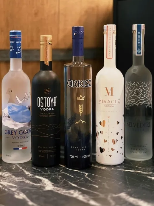 Zdjęcie Najlepsze drinki z wódką mango, które zachwycą Twoje podniebienie
