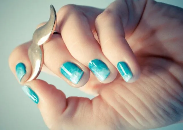 Zdjęcie Jak zrobić manicure hybrydowy ombre - proste kroki do perfekcji