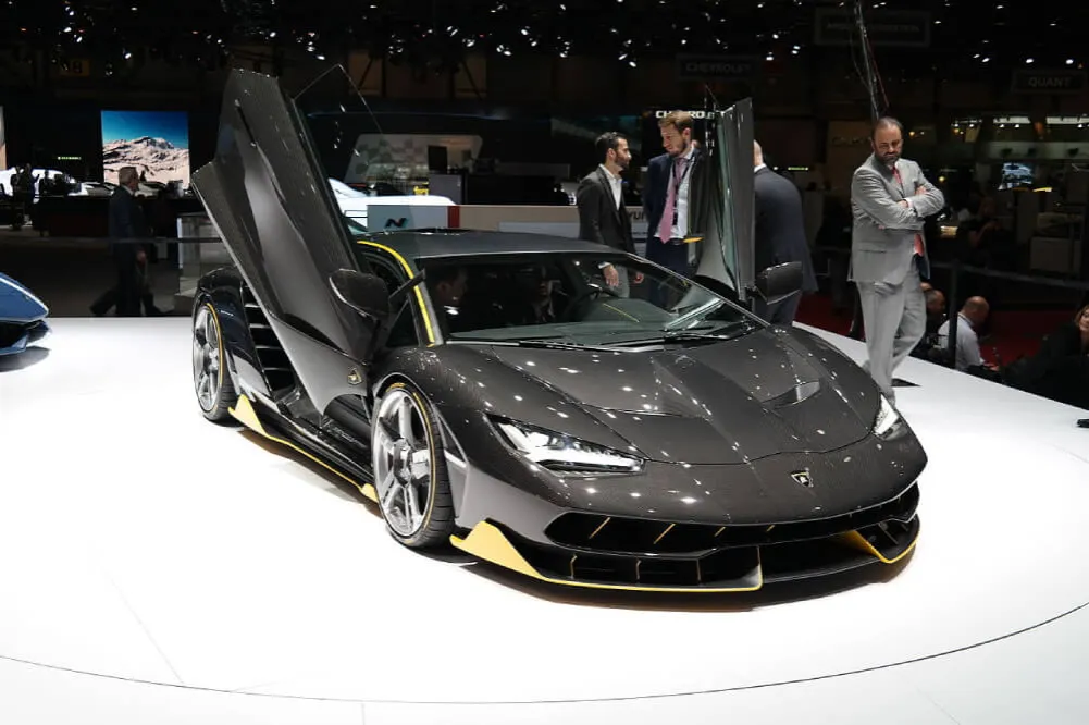Zdjęcie Ile kosztuje najtańsze Lamborghini? Ceny, które zaskoczą każdego