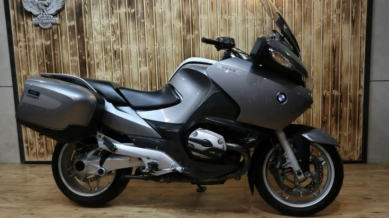Zdjęcie BMW R 1200 RS w opinii użytkowników: prawda o popularnym motocyklu