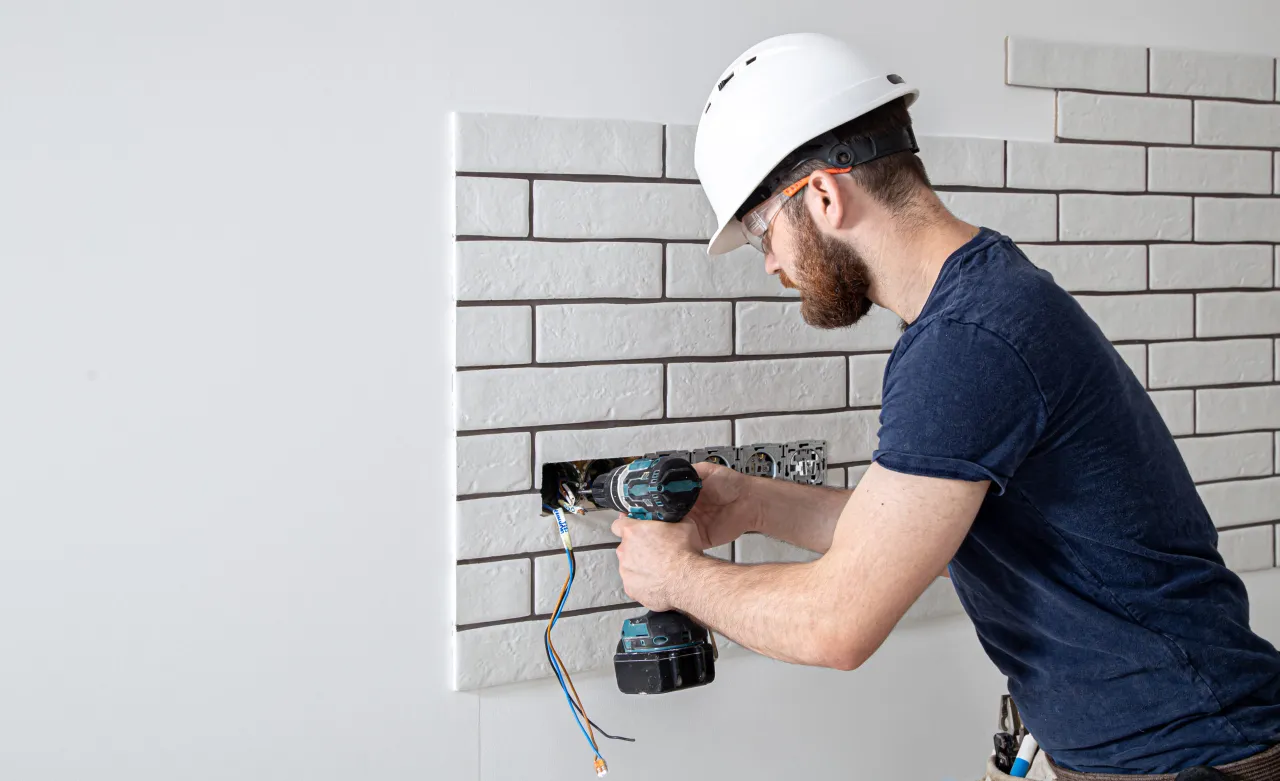 Zdjęcie Ile zarabia elektryk w Holandii? Sprawdź, co wpływa na wynagrodzenie