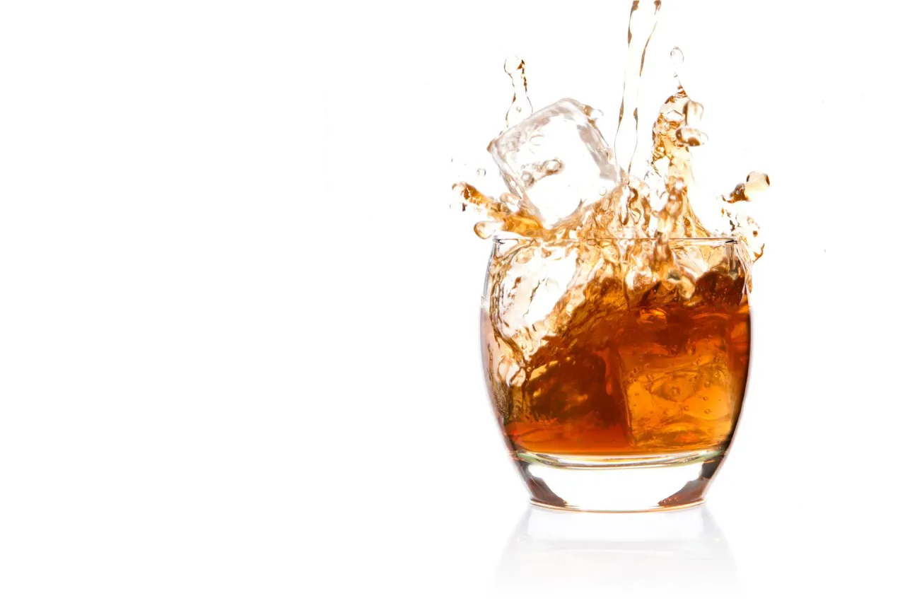Zdjęcie Czy whisky podnosi ciśnienie? Poznaj zaskakujące skutki zdrowotne