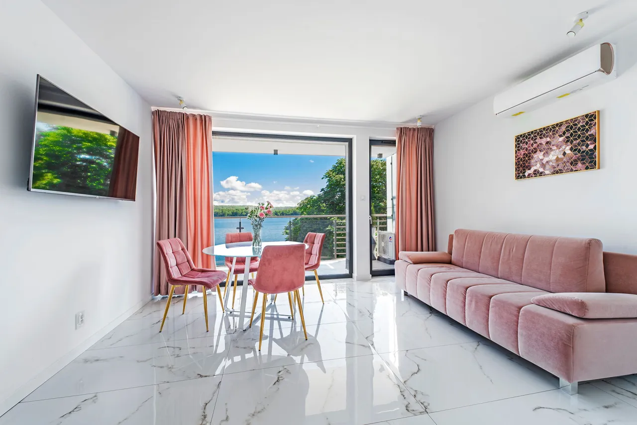 Zdjęcie Apartamenty Jak Tu Miło Ogonki – komfortowy wypoczynek nad jeziorem