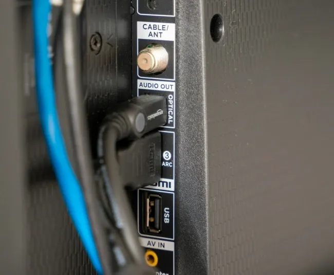 Zdjęcie Jak podłączyć dekoder do telewizora kablem HDMI bez problemów