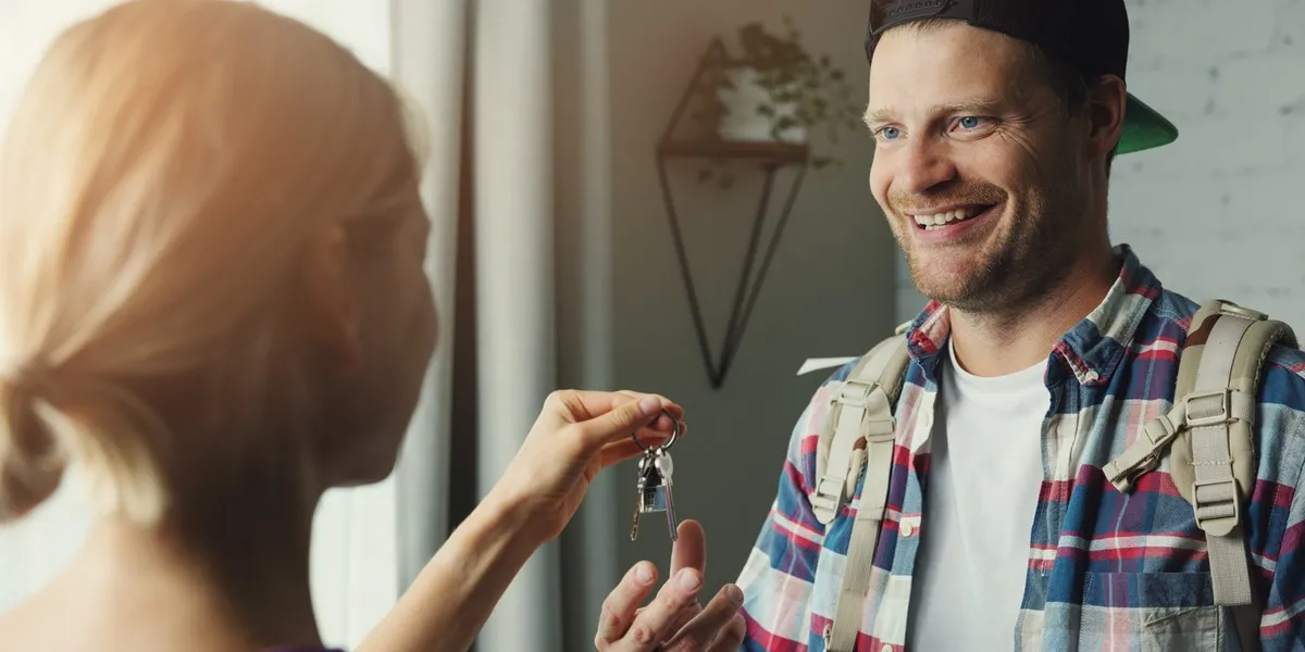 Zdjęcie Czy za wynajem mieszkania płaci się z góry? Sprawdź, co musisz wiedzieć