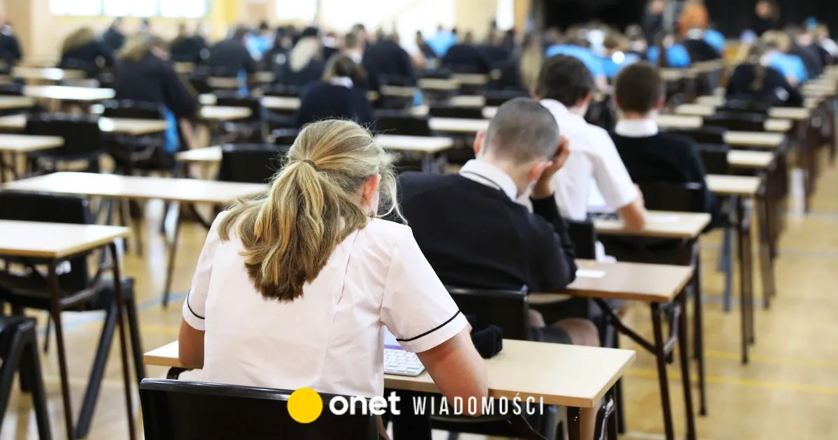 Zdjęcie Jak napisać wstęp do rozprawki przykład - skuteczne techniki i inspiracje