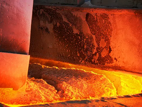 Zdjęcie Jak powstaje szkło chemia – sekrety procesów i składników produkcji