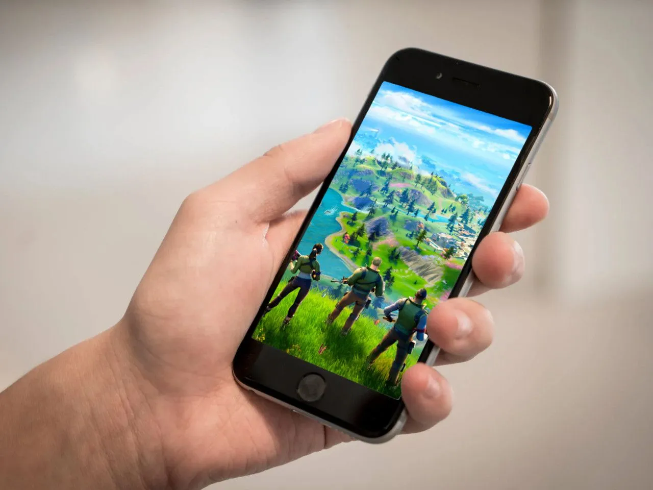 Zdjęcie Lista telefonów na których zagrasz w fortnite - kompletny przegląd modeli