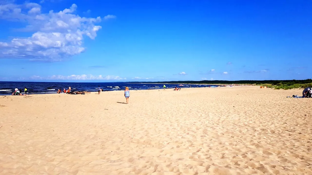 Zdjęcie Mikoszewo ile do morza? Sprawdź, jak łatwo dojść do plaży