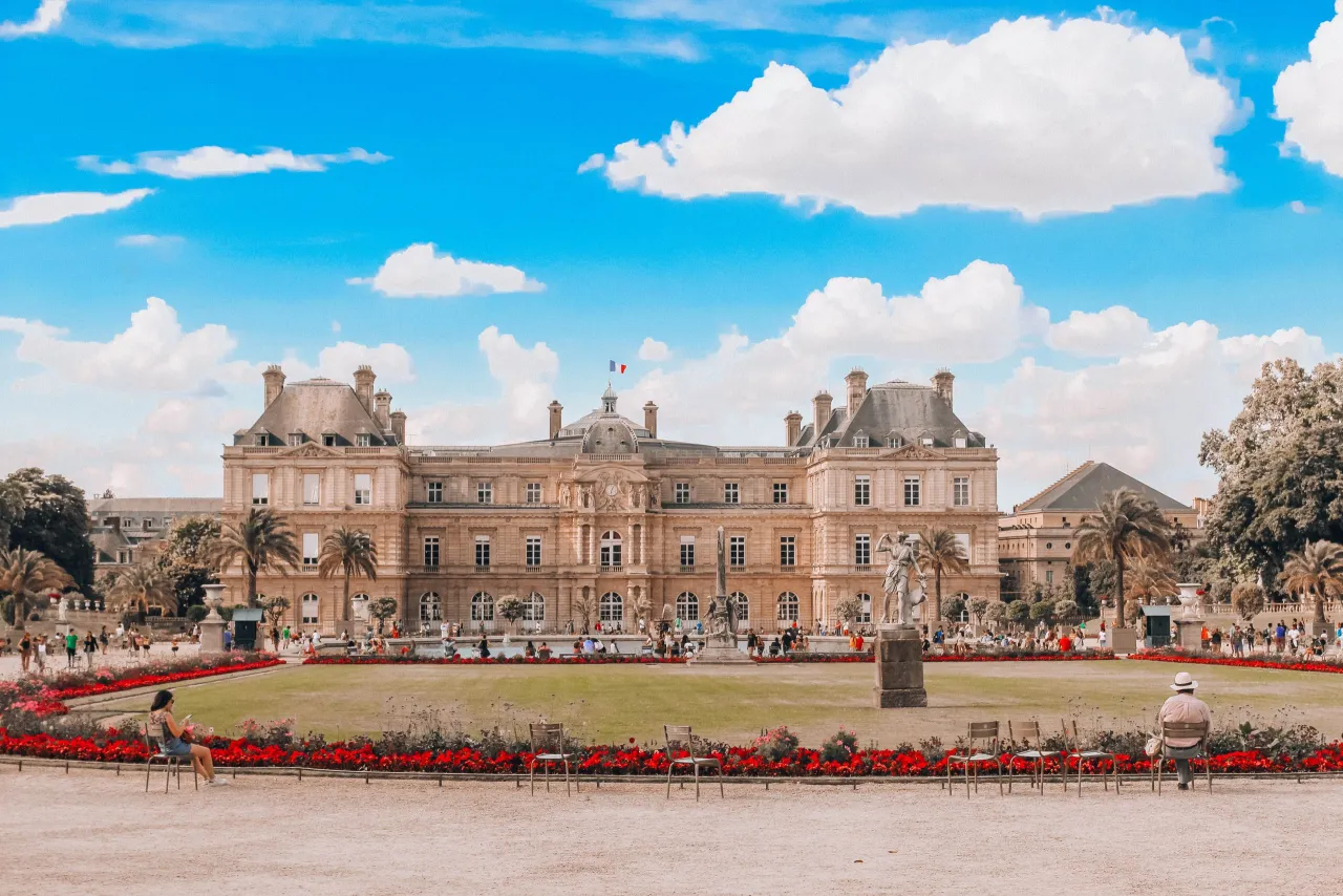 Zdjęcie Dlaczego Paryż to miasto zakochanych – tajemnice romantycznej atmosfery