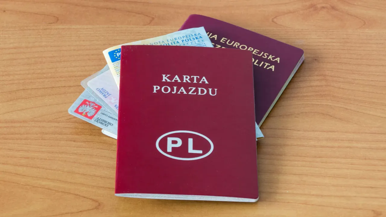 Zdjęcie Jak zarejestrować auto w Łodzi bez kolejek? Sprytne sposoby!