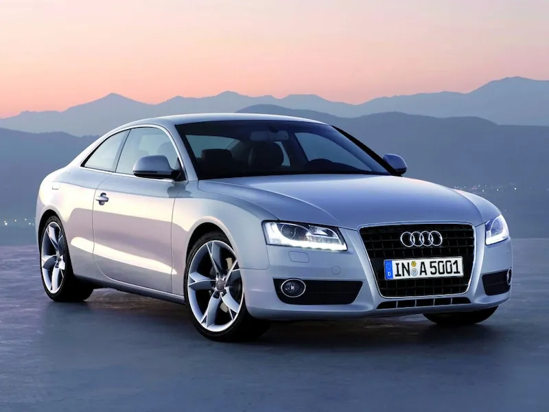 Zdjęcie Audi A5: jaki silnik benzynowy wybrać, by uniknąć kosztownych błędów?