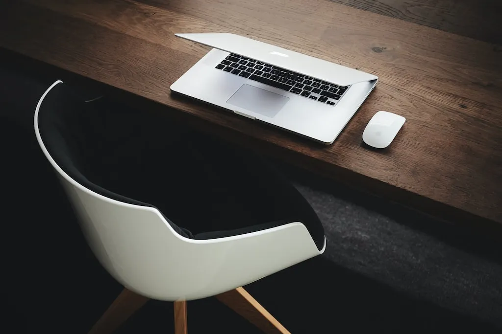Zdjęcie Laptop poleasingowy czy warto? Odkryj ukryte ryzyka i korzyści