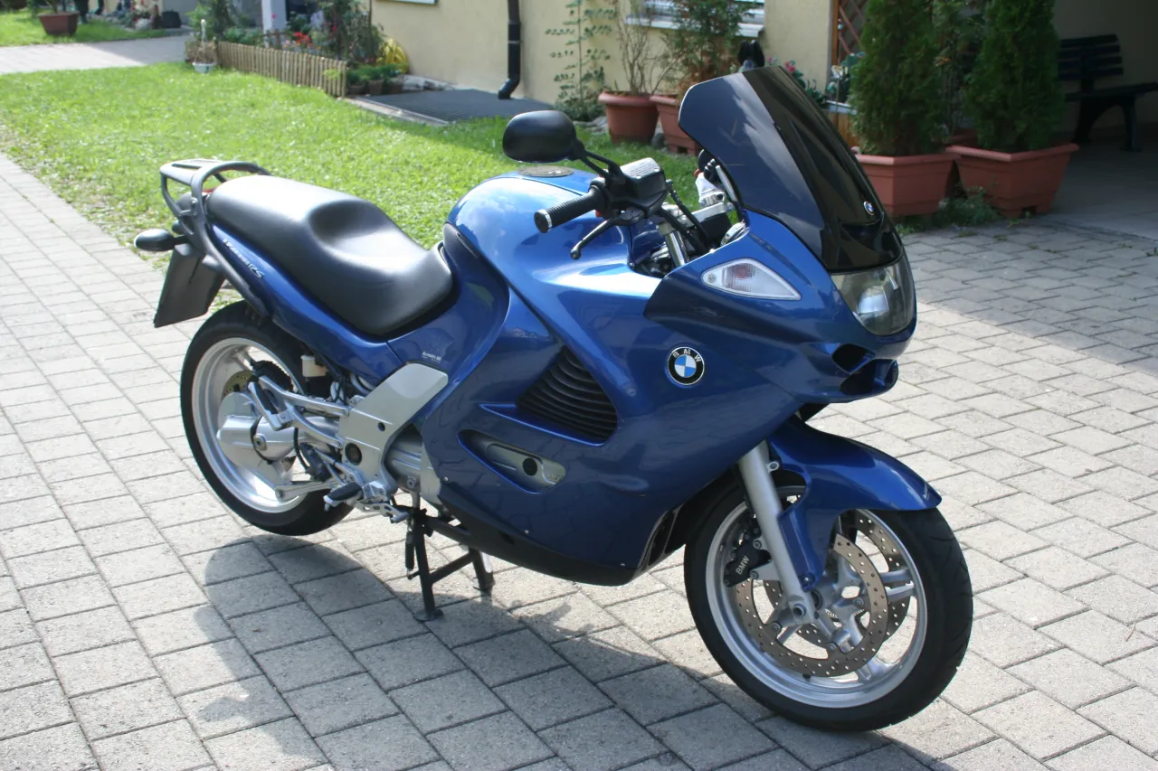 Zdjęcie BMW K 1200 GT: techniczne szczegóły, komfort jazdy i wydajność paliwowa