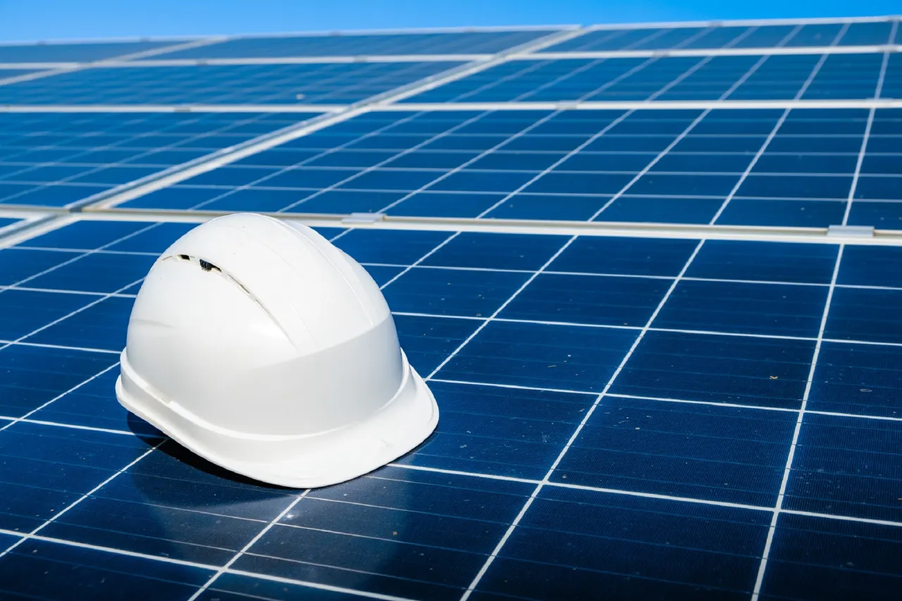 Zdjęcie Comprendre la centrale solaire photovoltaïque : fonctionnement et avantages