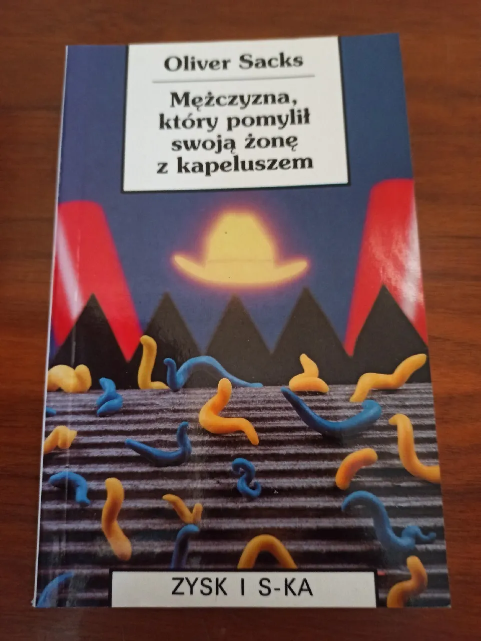 Zdjęcie Mężczyzna, który pomylił żonę z kapeluszem - niezwykłe przypadki neurologiczne
