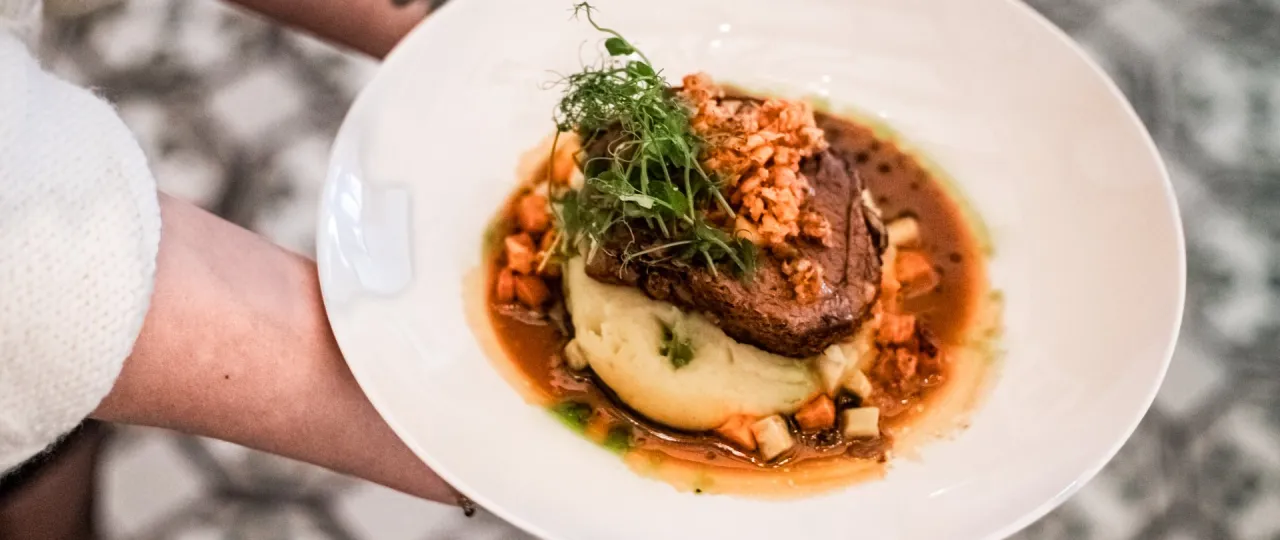 Zdjęcie Szczawno-Zdrój gdzie zjeść: Odkryj najlepsze restauracje i smaki