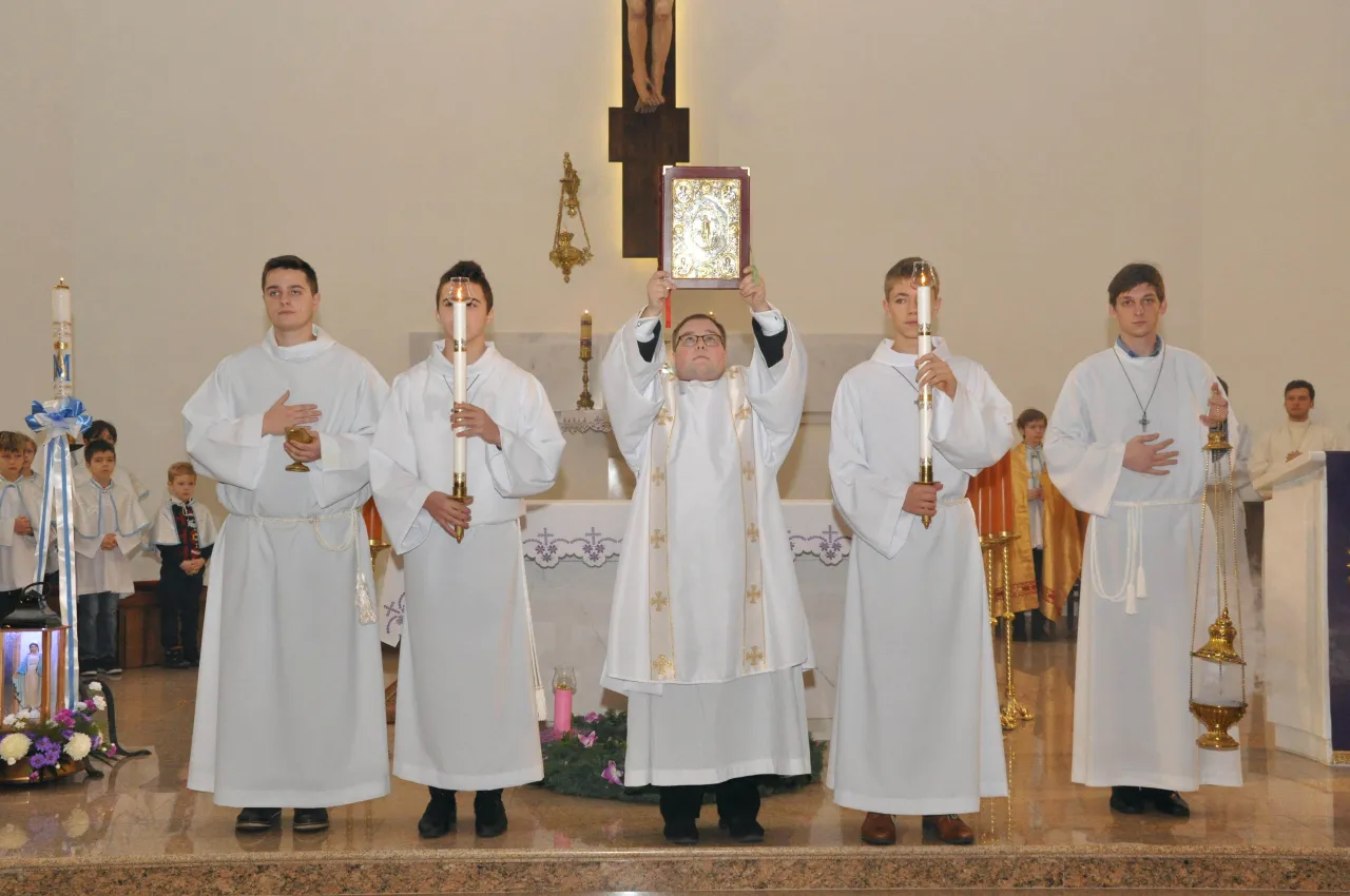 Zdjęcie Msza w języku polskim od kiedy? Kluczowe zmiany w liturgii i ich znaczenie